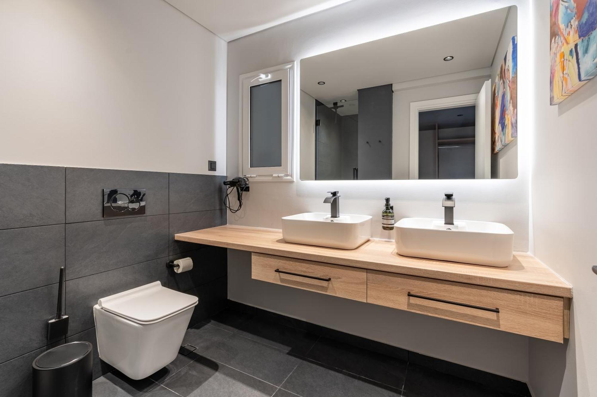 Athena Blue Lux Apartments 2Br 2Ba With City Skyline View, Near Kolonaki Athén Kültér fotó